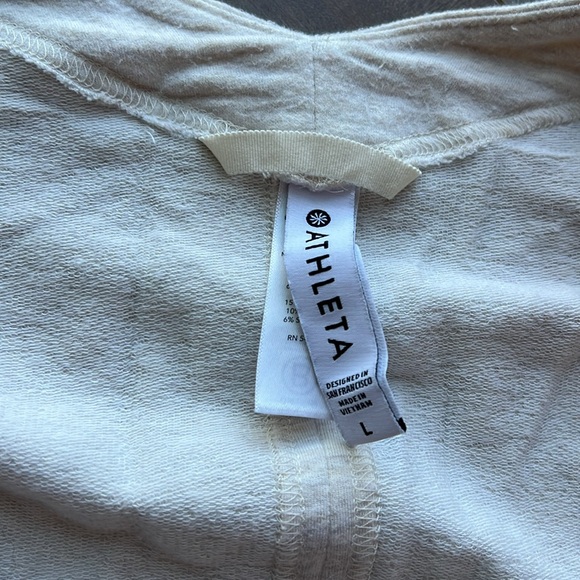 Athleta wrap in sand color - Picture 2 of 6